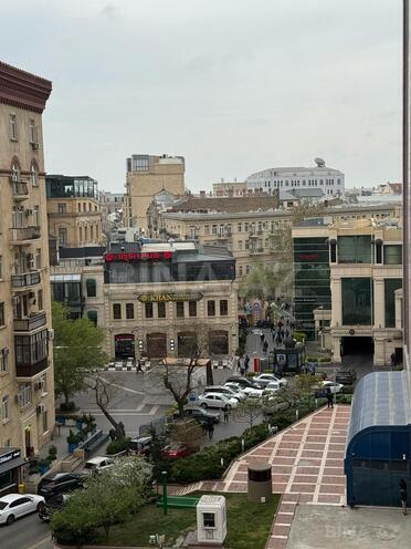 Satılır 4 otaqlı yeni tikili 220 m², Sahil m., photo 10 from 13
