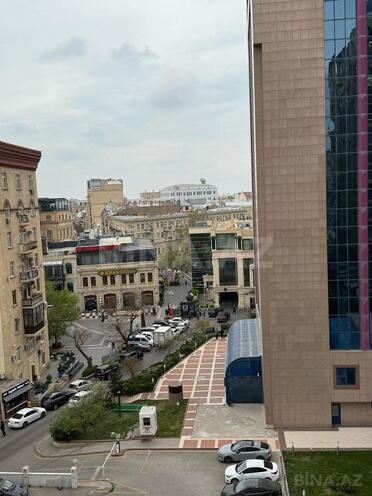Satılır 4 otaqlı yeni tikili 220 m², Sahil m., photo 11 from 13