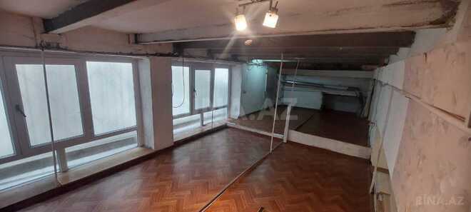 Satılır 2 otaqlı köhnə tikili 76 m², 28 May m., photo 18 from 24