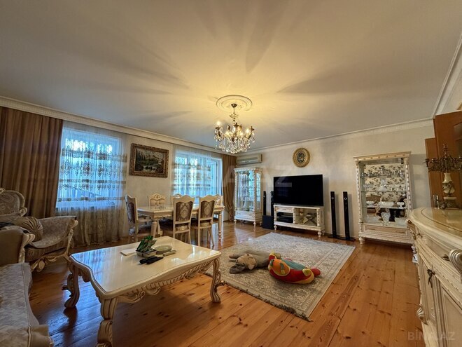 Satılır 5 otaqlı köhnə tikili 110 m², Bakıxanov q., photo 4 from 24
