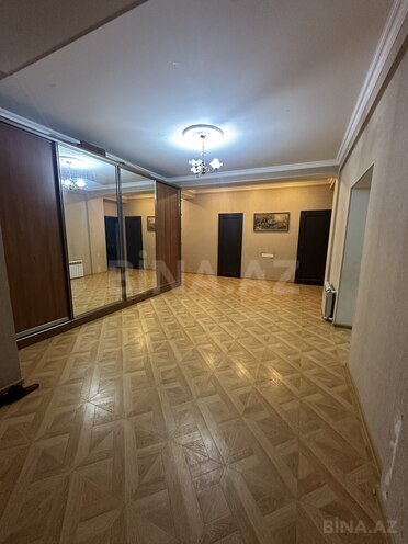 Сдаётся 3-комн. новостройка 140 м², м. Нефтчиляр, photo 4 from 13