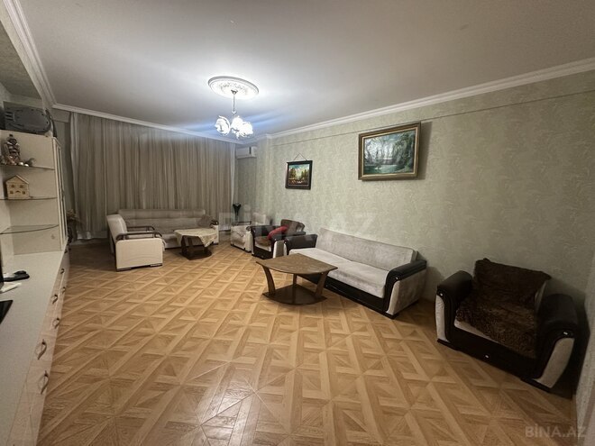 Сдаётся 3-комн. новостройка 140 м², м. Нефтчиляр, photo 3 from 13