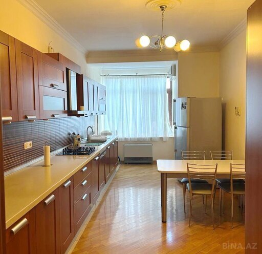 İcarəyə verilir 3 otaqlı yeni tikili 145 m², İçəri Şəhər m., photo 12 from 18
