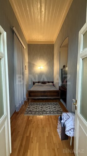 İcarəyə verilir 2 otaqlı köhnə tikili 63 m², Sahil m., photo 1 from 15