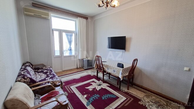 Satılır 2 otaqlı köhnə tikili 50 m², Nizami m., photo 1 from 21