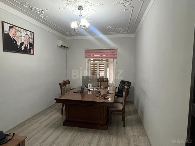 Продаётся 3-комн. вторичка 98 м², пос. Бакиханова, photo 1 from 11