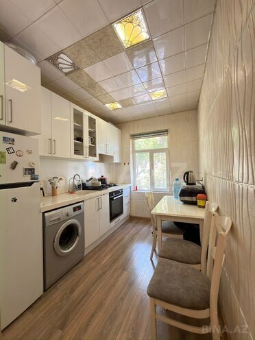 Satılır 2 otaqlı köhnə tikili 50 m², Yasamal r., photo 10 from 13