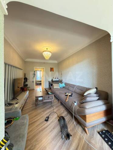 Satılır 2 otaqlı köhnə tikili 50 m², Yasamal r., photo 4 from 13
