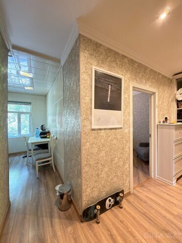 Satılır 2 otaqlı köhnə tikili 50 m², Yasamal r., photo 8 from 13