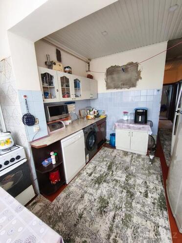 Satılır 3 otaqlı köhnə tikili 72 m², Bakıxanov q., photo 12 from 17