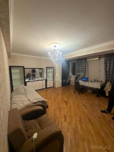 Продаётся 2-комн. вторичка 70 м², м. Элмляр Академиясы, photo 18 from 19