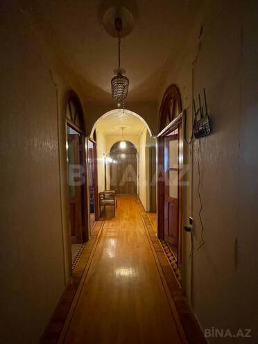 Satılır 5 otaqlı köhnə tikili 130 m², Azadlıq Prospekti m., photo 12 from 19