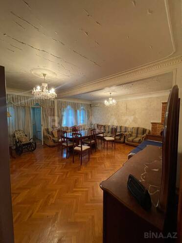 Satılır 5 otaqlı köhnə tikili 130 m², Azadlıq Prospekti m., photo 4 from 19