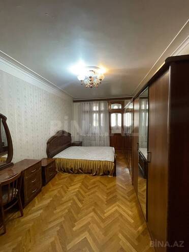 Satılır 5 otaqlı köhnə tikili 130 m², Azadlıq Prospekti m., photo 5 from 19