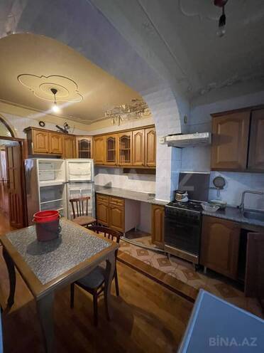 Satılır 5 otaqlı köhnə tikili 130 m², Azadlıq Prospekti m., photo 9 from 19