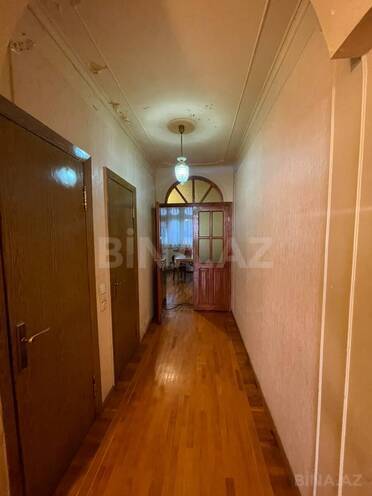 Satılır 5 otaqlı köhnə tikili 130 m², Azadlıq Prospekti m., photo 15 from 19