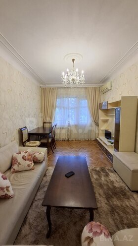 Satılır 3 otaqlı köhnə tikili 90 m², Azadlıq Prospekti m., photo 3 from 32