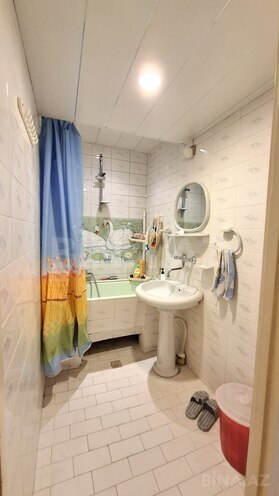 Satılır 3 otaqlı köhnə tikili 90 m², Azadlıq Prospekti m., photo 25 from 32