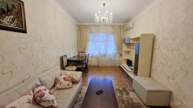 Satılır 3 otaqlı köhnə tikili 90 m², Azadlıq Prospekti m., photo 1 from 32