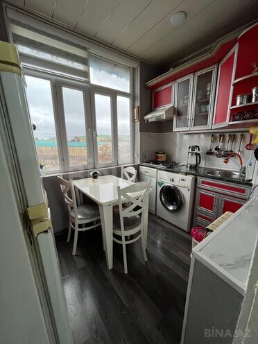 Satılır 3 otaqlı köhnə tikili 60 m², Bülbülə q., photo 1 from 13