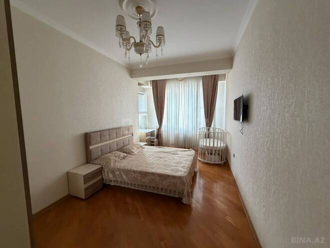 İcarəyə verilir 3 otaqlı yeni tikili 130 m², Azadlıq Prospekti m., photo 3 from 16