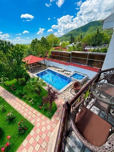 İcarəyə verilir 4 otaqlı həyət evi/bağ evi 220 m², photo 1 from 24