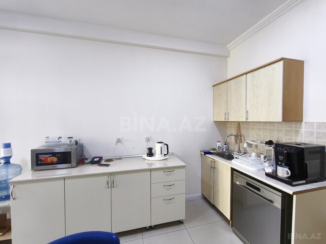 İcarəyə verilir 15 otaqlı ofis 650 m², 8 Noyabr m., photo 20 from 25