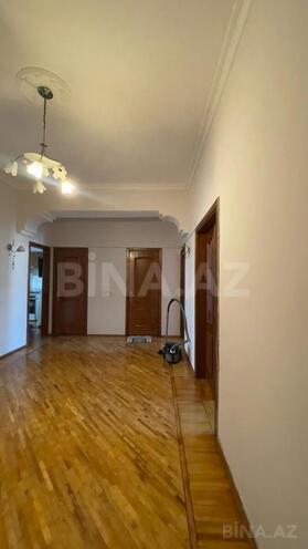Satılır 3 otaqlı yeni tikili 130 m², 8-ci mikrorayon q., photo 15 from 22