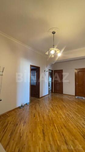 Satılır 3 otaqlı yeni tikili 130 m², 8-ci mikrorayon q., photo 16 from 22