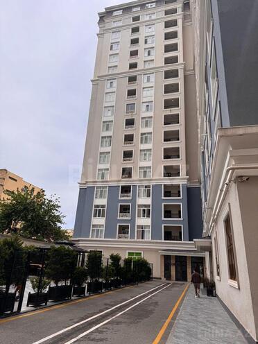 Сдаётся 3-комн. новостройка 130 м², Насиминский  р., photo 17 from 19