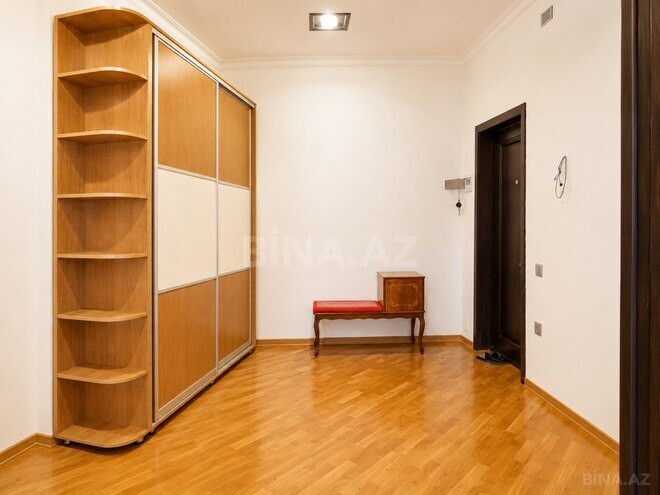 İcarəyə verilir 2 otaqlı yeni tikili 102 m², 28 May m., photo 13 from 14