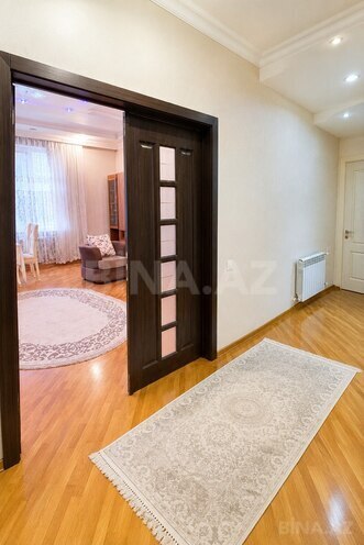 İcarəyə verilir 2 otaqlı yeni tikili 102 m², 28 May m., photo 4 from 14