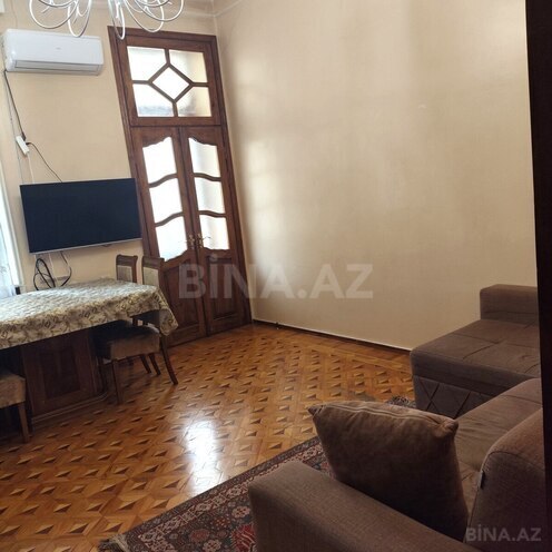 İcarəyə verilir 2 otaqlı köhnə tikili 62 m², İçəri Şəhər m., photo 3 from 10
