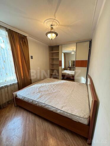İcarəyə verilir 2 otaqlı köhnə tikili 60 m², İnşaatçılar m., photo 4 from 15