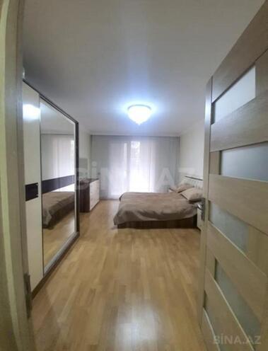 Satılır 3 otaqlı köhnə tikili 80 m², İnşaatçılar m., photo 18 from 22