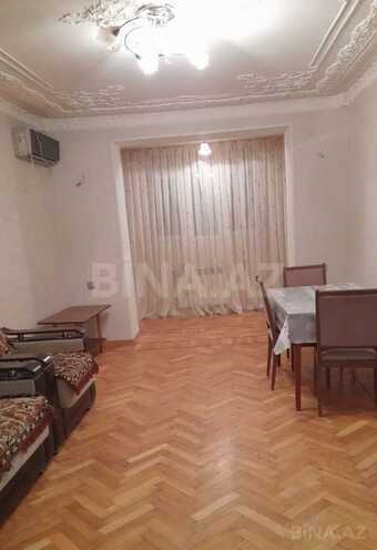 İcarəyə verilir 3 otaqlı köhnə tikili 75 m², İnşaatçılar m., photo 3 from 14