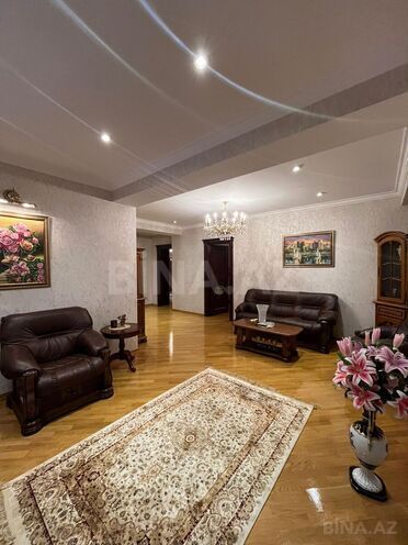 Продаётся 4-комн. новостройка 235 м², м. Низами, photo 13 from 19