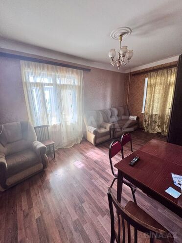 Satılır 2 otaqlı köhnə tikili 55 m², 7-ci mikrorayon q., photo 3 from 12