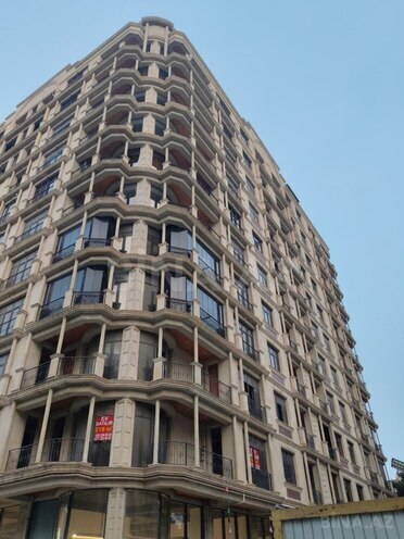 Продаётся 3-комн. новостройка 180 м², м. Ахмедлы, photo 1 from 12