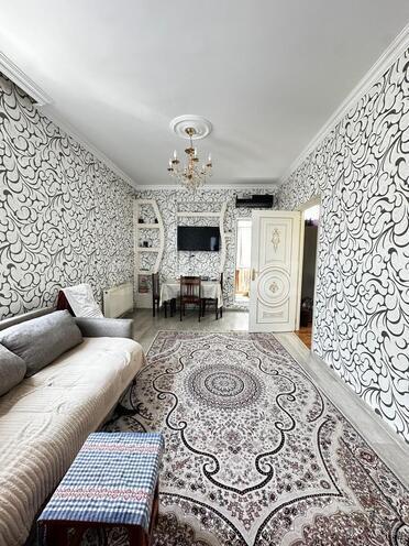 Satılır 2 otaqlı köhnə tikili 55 m², Memar Əcəmi m., photo 4 from 19