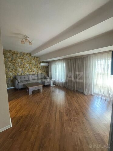Сдаётся 2-комн. новостройка 53 м², м. 8 ноября, photo 1 from 18