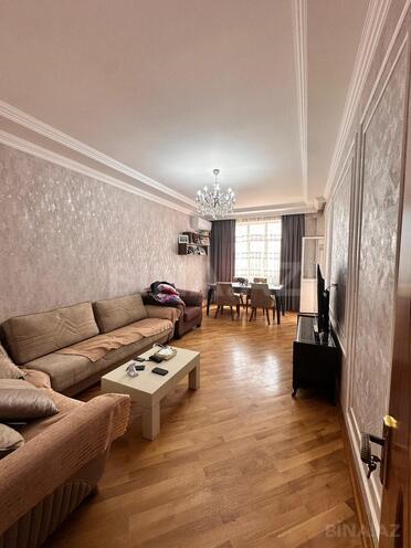Satılır 2 otaqlı yeni tikili 62 m², İnşaatçılar m., photo 1 from 11