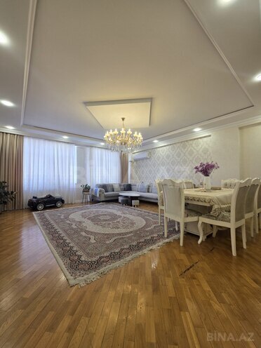 Satılır 3 otaqlı yeni tikili 135 m², İnşaatçılar m., photo 3 from 18