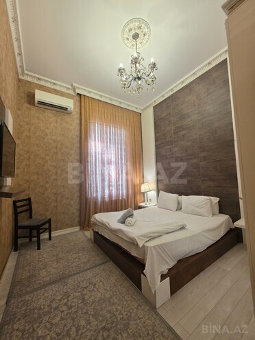 Satılır 5 otaqlı köhnə tikili 130 m², Sahil m., photo 7 from 22