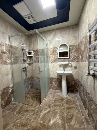 İcarəyə verilir 3 otaqlı yeni tikili 130 m², Azadlıq Prospekti m., photo 11 from 16