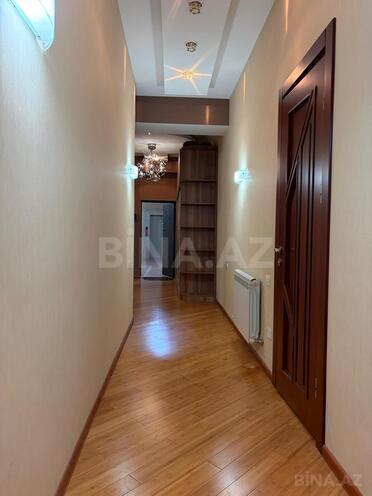 Сдаётся 3-комн. новостройка 130 м², м. Элмляр Академиясы, photo 8 from 13