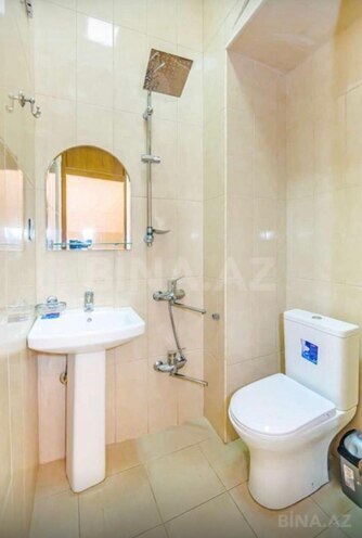 İcarəyə verilir 5 otaqlı köhnə tikili 150 m², 28 May m., photo 21 from 25