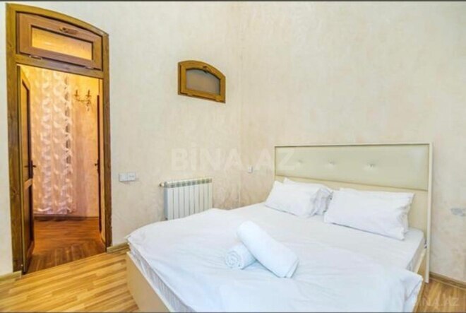İcarəyə verilir 5 otaqlı köhnə tikili 150 m², 28 May m., photo 19 from 25