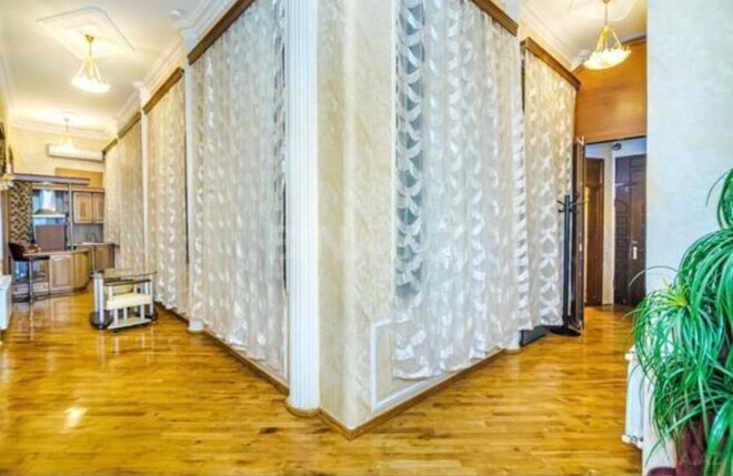 İcarəyə verilir 5 otaqlı köhnə tikili 150 m², 28 May m., photo 12 from 25