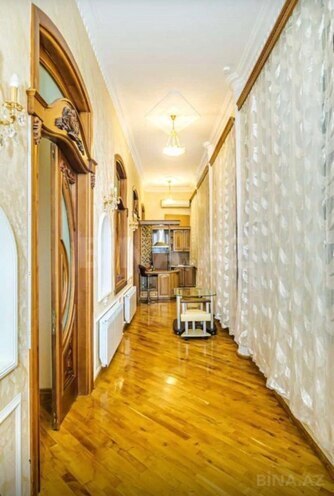 İcarəyə verilir 5 otaqlı köhnə tikili 150 m², 28 May m., photo 11 from 25